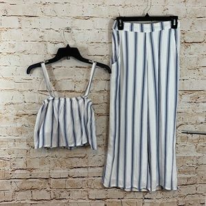HOLLISTER - Striped Two Piece Set